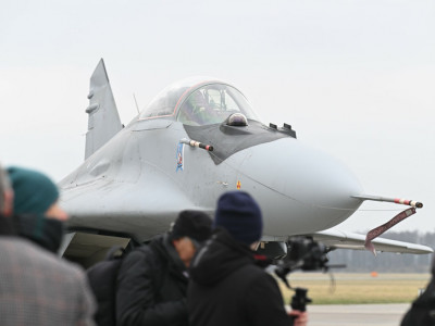 Samoloty MiG-29 dla Ukrainy. Wlk. Brytania: Jesteśmy gotowi pomóc Polsce