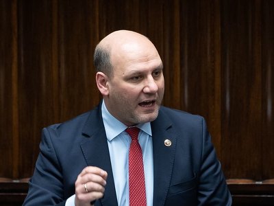 Sąd: Turów ma wstrzymać wydobycie. Jest odpowiedź z rządu