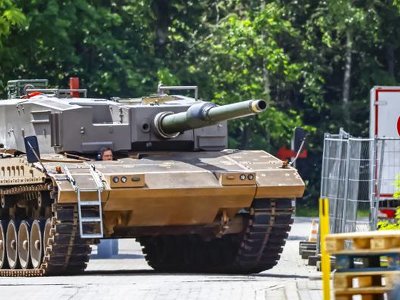 Rosjanie chwalą się zestrzeleniem czołgu, który okazał się być... kombajnem. Internauci bezlitośni