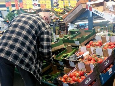 Sklepy otwarte w Boże Ciało 2023. Gdzie i w jakich godzinach zrobimy świąteczne zakupy? Czy Kaufland, Biedronka, Lidl i Netto będą otwarte?