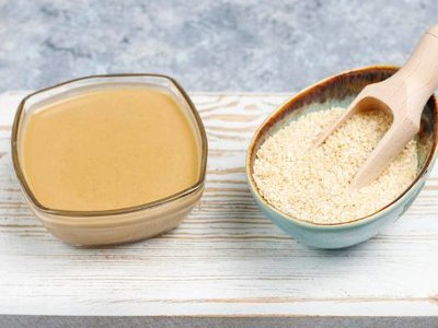 Kremowa pasta sezamowa do kanapek. Zobacz przepis na pyszne tahini. Potrzebne są tylko 2 składniki
