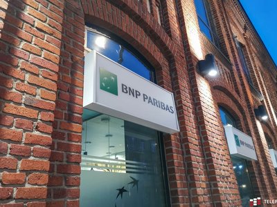Bank BNP Paribas porzuca gotówkę. Przekonuje, że tak jest lepiej