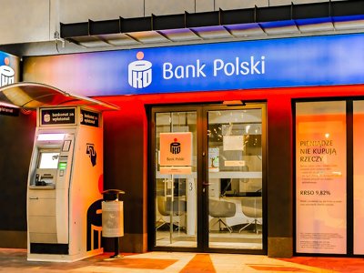 PKO BP wprowadza podwyżki i nowe opłaty. Oto szczegóły