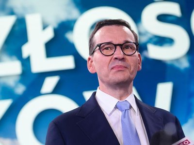 Władza usiłuje wesprzeć złotego. Frank traci po decyzji SNB