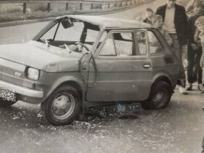 Drogowe Podlasie z lat 80'. Wypadki maluchów, polonezów i syrenek. Zobacz archiwalne zdjęcia cudów techniki tamtej epoki