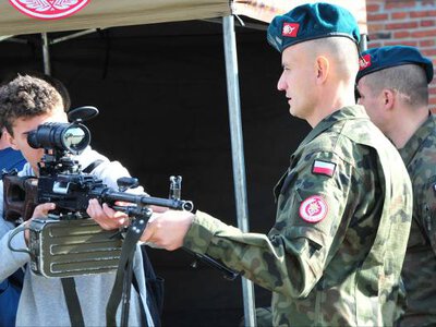 Wojskowe Dni Otwarte w Państwowej Akademii Nauk Stosowanych w Krośnie. Wydarzenie odbyło się w ramach Akademii Cyber.Mil [ZDJĘCIA]