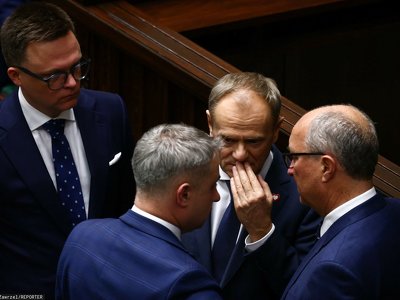 Zamknięte posiedzenie Sejmu. Kulisy decyzji Tuska i Hołowni