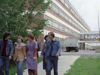 Powstał Ogród Nauki z grabami upamiętniającymi zasłużonych dla Politechniki Białostockiej
