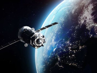 Zwycięzcy konkursu Direction: Space odwiedzają najlepsze ośrodki kosmiczne w Europie