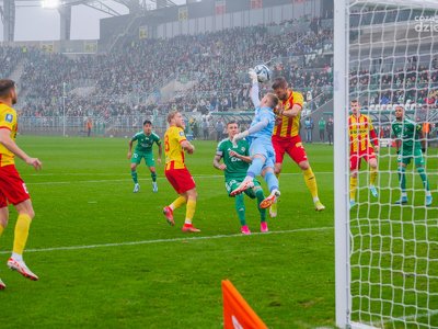 Miało być zaangażowanie i walka, a była wstydliwa porażka. Fatalny występ Radomiaka w Świętej Wojnie w Kielcach