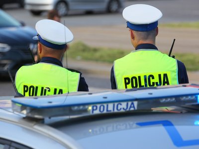 Przyjechała do szkoły po dziecko, ale coś było nie tak... Pracownicy wezwali policję