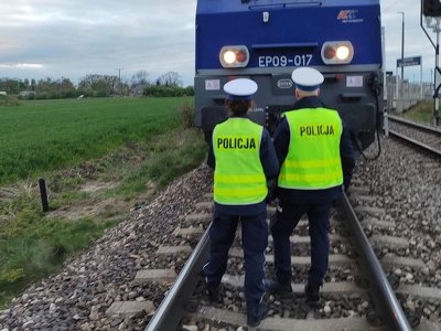Tragedia na torach w Gutowie Wielkim. Nie żyje 16-latek