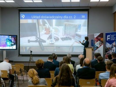 Wręczono nagrody w XIX edycji konkursu dla uczniów „Fizyczne Ścieżki”