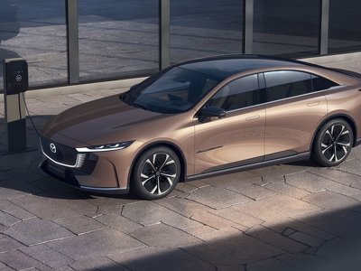 Mazda 6 jednak powróci? Marka pokazała nowy model. Jest zjawiskowy