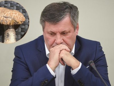 Były wicepremier czeka na deszcz. Pochwalił się zbiorami