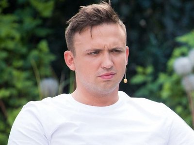 Robert Pasut znów szokuje: Facet zarabia więcej, czyli ona mu daje du*y, a on przynosi pieniądze do domu. Czy ona jest dz*wką?