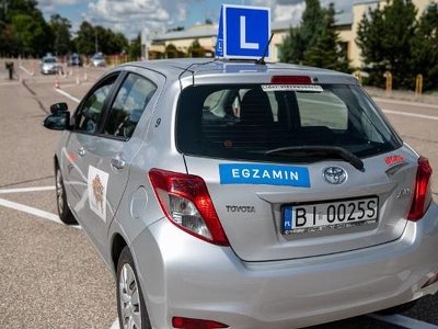 Najtrudniejsze pytania z egzaminu na prawo jazdy! Niektóre są naprawdę podchwytliwe! Czy zdałbyś ponownie teorię? 20.05.2024