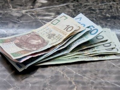 Masz to na banknocie? Możesz być bogaty! Oto najdroższe i najbardziej poszukiwane pieniądze. Sprawdź na co zwrócić uwagę! 21.05.2024