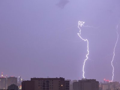 Pół Polski w alertach. Potężne burze i intensywne opady nad Polską
