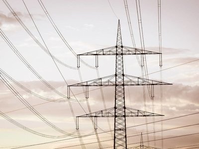 Sztuczna inteligencja, a zużycie prądu. Ile energii potrzebuje AI?