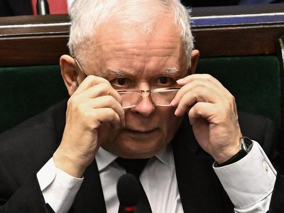 Kaczyński stanie dzisiaj przed komisją do spraw wyborów kopertowych