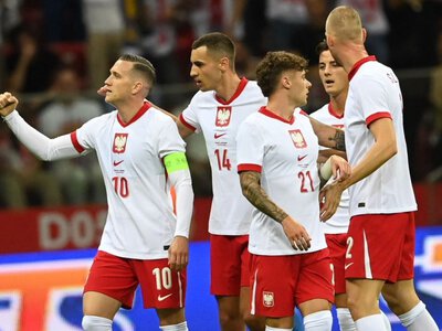 Zieliński zaskoczył rywala! Polska – Ukraina 2:0 [GOL]