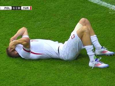 Polska – Turcja 1:0. Bramka Świderskiego i... grymas bólu po cieszynce [GOL]