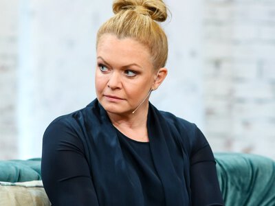 Gwiazda TVN-u nie była mile widziana na planie słynnego serialu. Po latach wszystko wyszło na jaw
