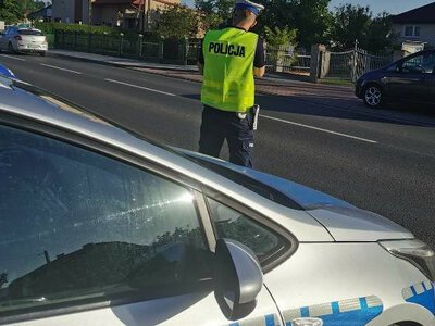 Mandat 3 tys. zł i 13 punktów karnych – skutki przekroczenia prędkości