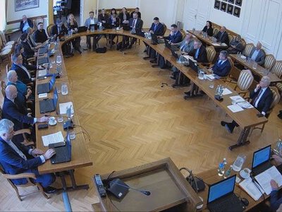 Krośnianie zapłacą więcej za odbiór śmieci. Podwyżka przegłosowana, będą kolejne