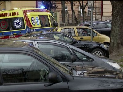 75-latek strzelił do znajomej. Kobieta trafiła do szpitala