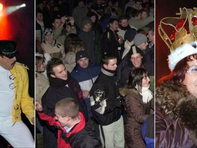 Sylwester na rynku w Jaśle. Przeboje Queen, burmistrz w koronie i tłumy mieszkańców. Tak było przed laty, mamy zdjęcia!