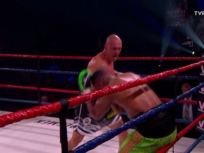 Michał Cieślak porozbijał Jeana Pascala i zdobył pas WBC [WIDEO]