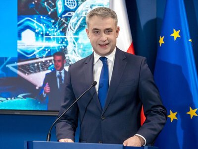 Polska chce opodatkować koncerny cyfrowe. Wicepremier krytykuje Komisję Europejską