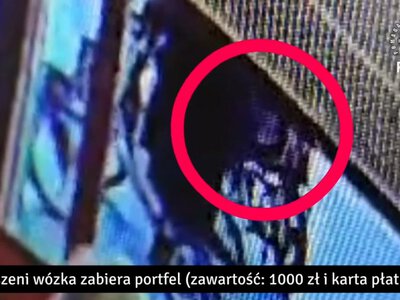 Okradła mężczyznę na wózku inwalidzkim. Kobieta odpowie przed sądem