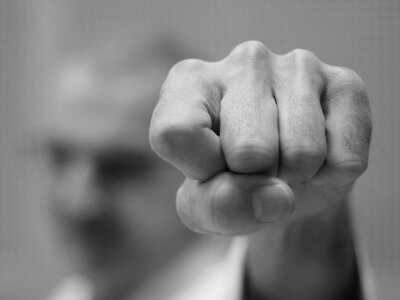 Komornik został napadnięty podczas swojej pracy (fot. Pixabay)