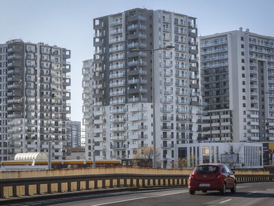 Gorączka na rynku nieruchomości. Polacy ruszyli po kredyty