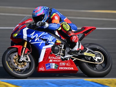 Polski zespół na mecie legendarnego wyścigu w Le Mans