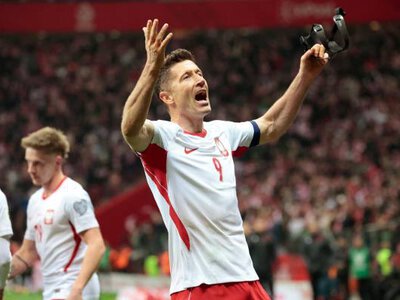 Lewandowski przelał milion na zbiórkę Łatwoganga. ”Jestem dumny z bycia Polakiem”