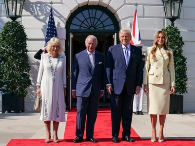 Melania Trump powitała królową Camillę. Panie znalazły się w centrum uwagi