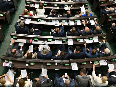 Kilometrówki w Sejmie. Ci posłowie dostali gigantyczne kwoty