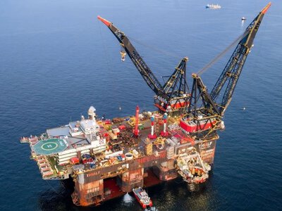 Polska stawia gigantyczne konstrukcje na Bałtyku. Budowa się rozkręca