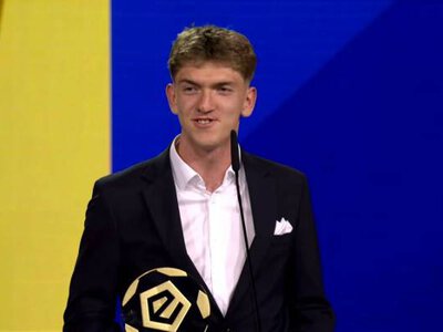 Poznaliśmy Obrońcę Sezonu 2025/2026 na Gali Ekstraklasy. Wygrał najmłodszy z grona nominowanych