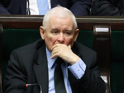 Genialny plan Jarosława Kaczyńskiego? Może pogrzebać prawicę w wyborach