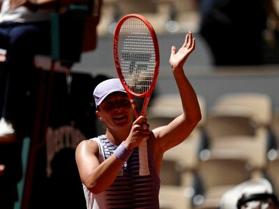Roland Garros. O której dzisiaj mecz Świątek - Linette? Gdzie oglądać? [TRANSMISJA]