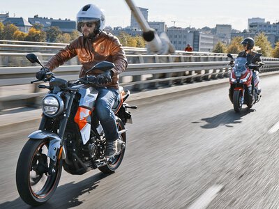 Praca szuka motocyklisty! Zostań przedstawicielem handlowym marki Barton Motors