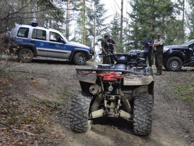 Obywatelskie zatrzymanie quadów w Poroninie. Policja, hejt i nóż w tle