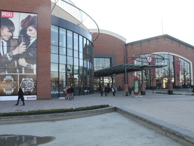 Koniec z darmowym parkingiem w galerii we Wrocławiu. Zmiana od czerwca