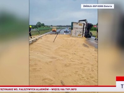 Dwa wypadki w odległości półtora kilometra. Poważne utrudnienia na A1