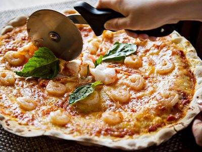 Zamówiły pizzę i wlepiły mandat na 2,5 tys. zł. W sieci zawrzało